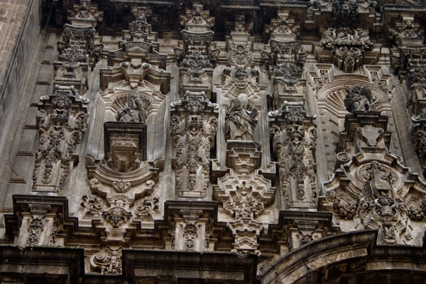 Cathedral3_Zocalo_MexicoCity.jpg